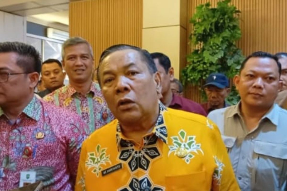 Riau Mutasi Massal 238 Pejabat Eselon dan 77 Kepala SMA/SMK Negeri
