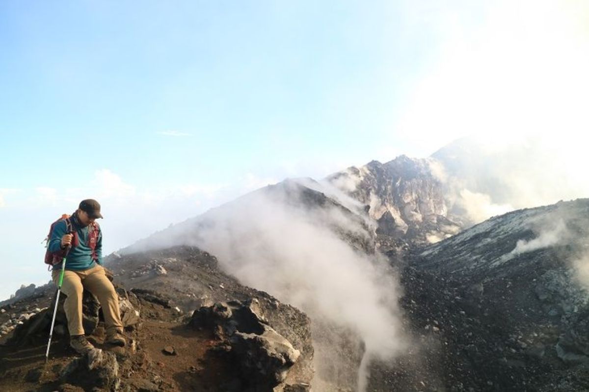 Jalur Pendakian Gunung Slamet Kembali Dibuka Mulai 10 Juni