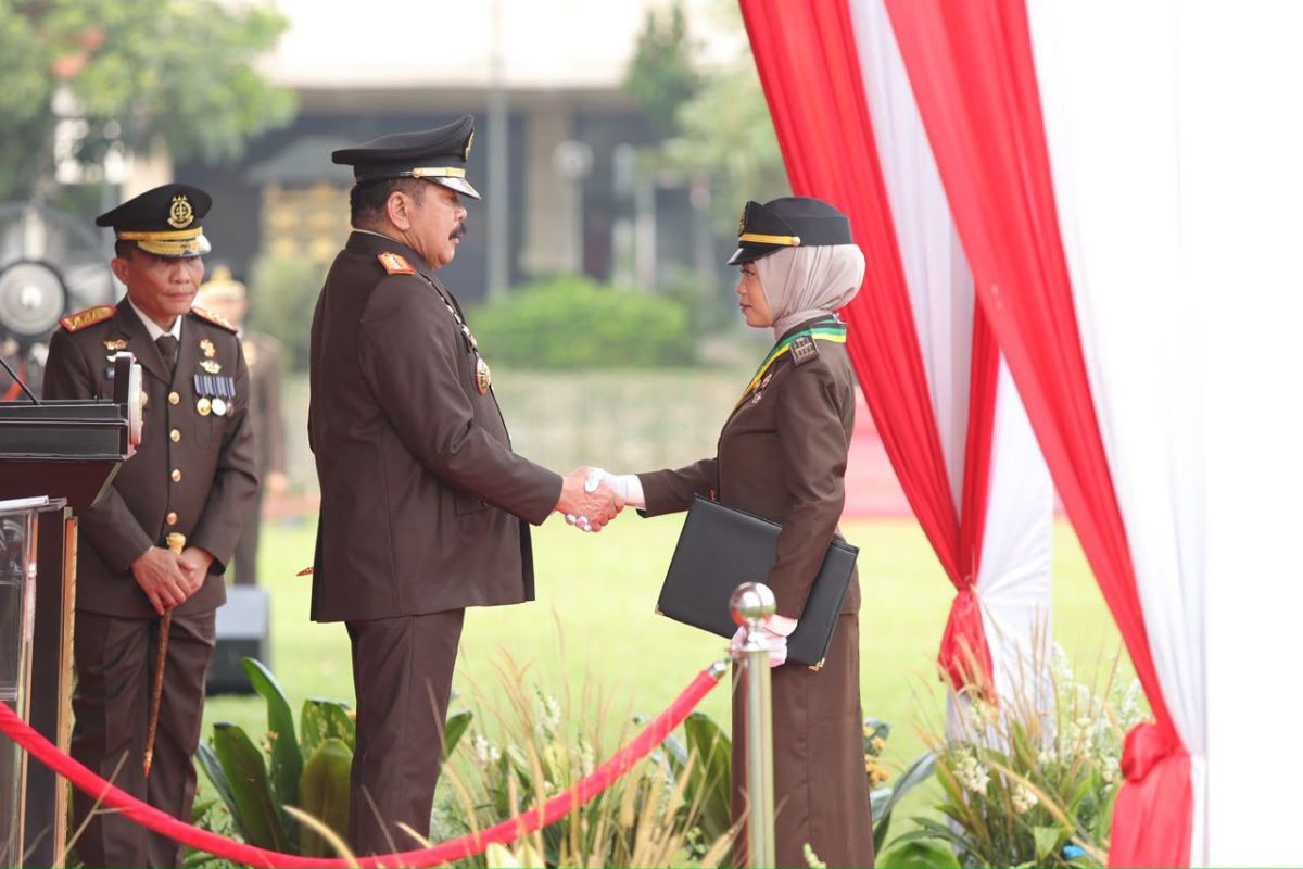Burhanuddin Minta Jaksa Baru Hapus Kultur Feodal dan Koruptif