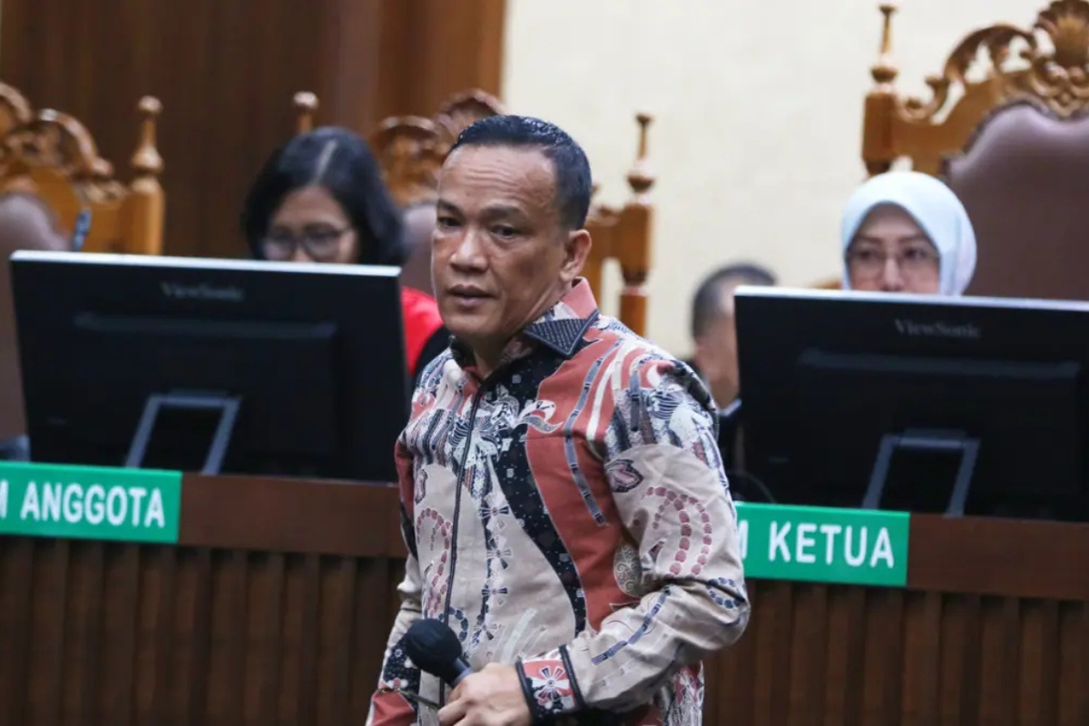 Noel Eks Wamenaker Bacakan Pleidoi Usai Dituntut 5 Tahun Penjara
