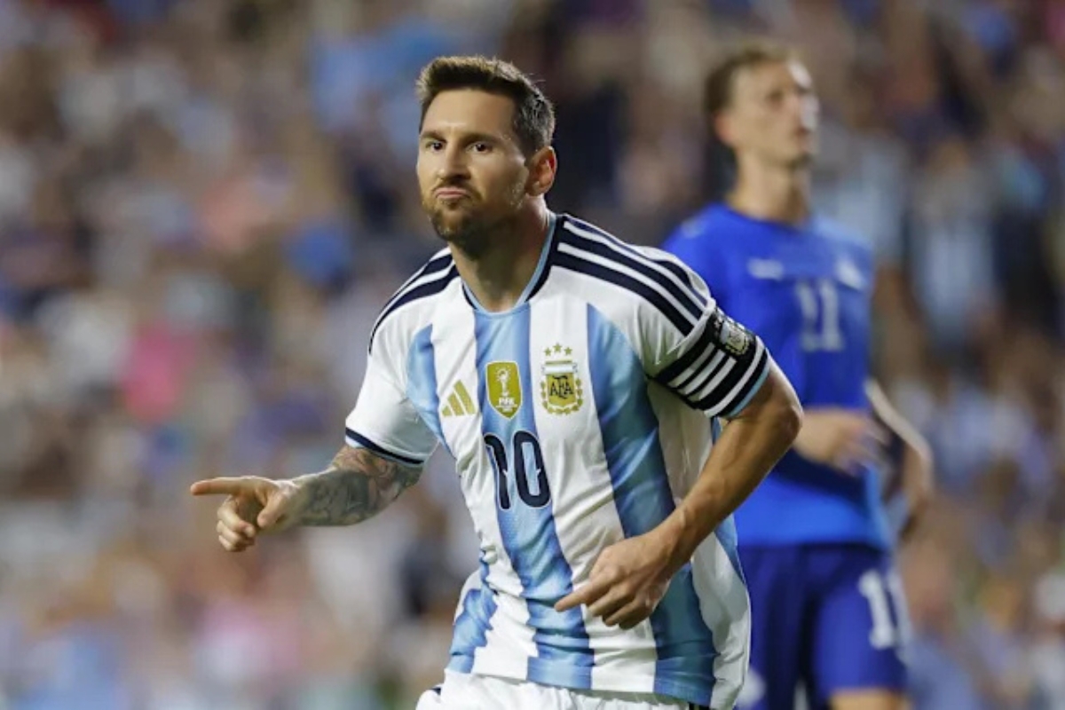 Argentina Resmikan Patung Raksasa Lionel Messi Setinggi 26 Meter