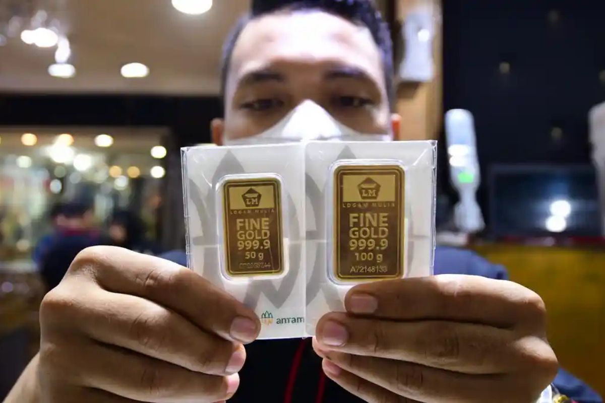 Emas Antam di Pegadaian Turun Hari Ini, Merek UBS & Galeri24 Tetap