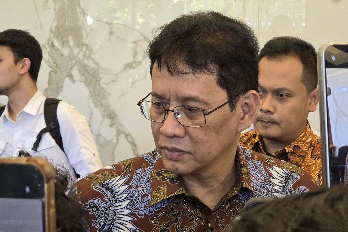 Menkeu Purbaya: Insentif Mobil & Motor Listrik Ditunda