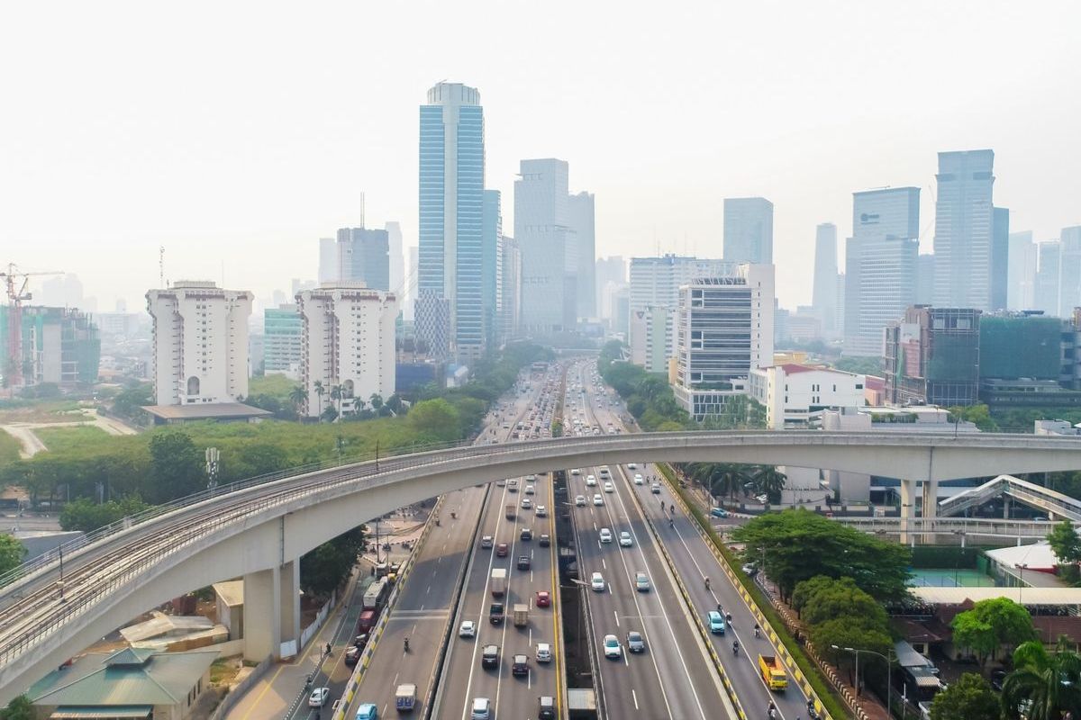 Kondisi Tol Jakarta 10 Juni 2026: Terjadi Kepadatan di Tiga Ruas