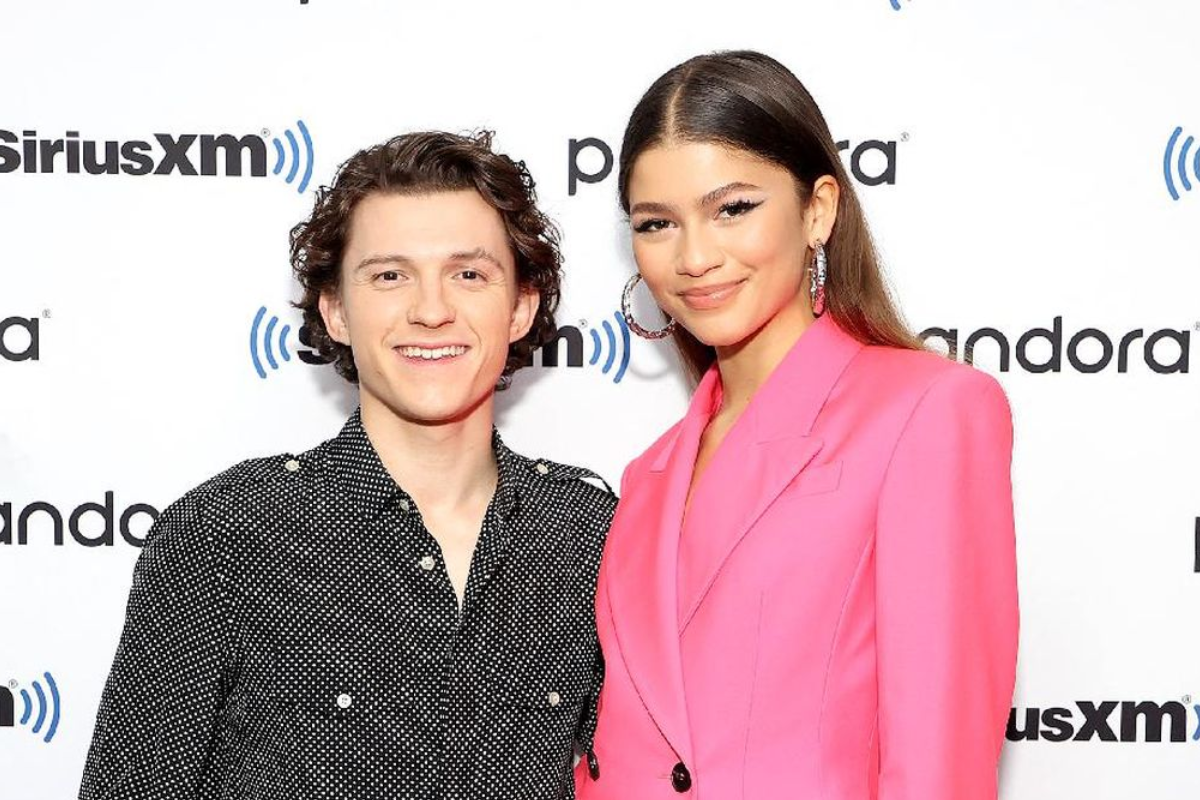 Isyarat Tom Holland Soal Kabar Pernikahannya dengan Zendaya