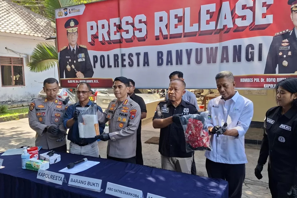 Kurir Sabu 2 Kg Tak Berkutik Disergap di Pelabuhan Ketapang