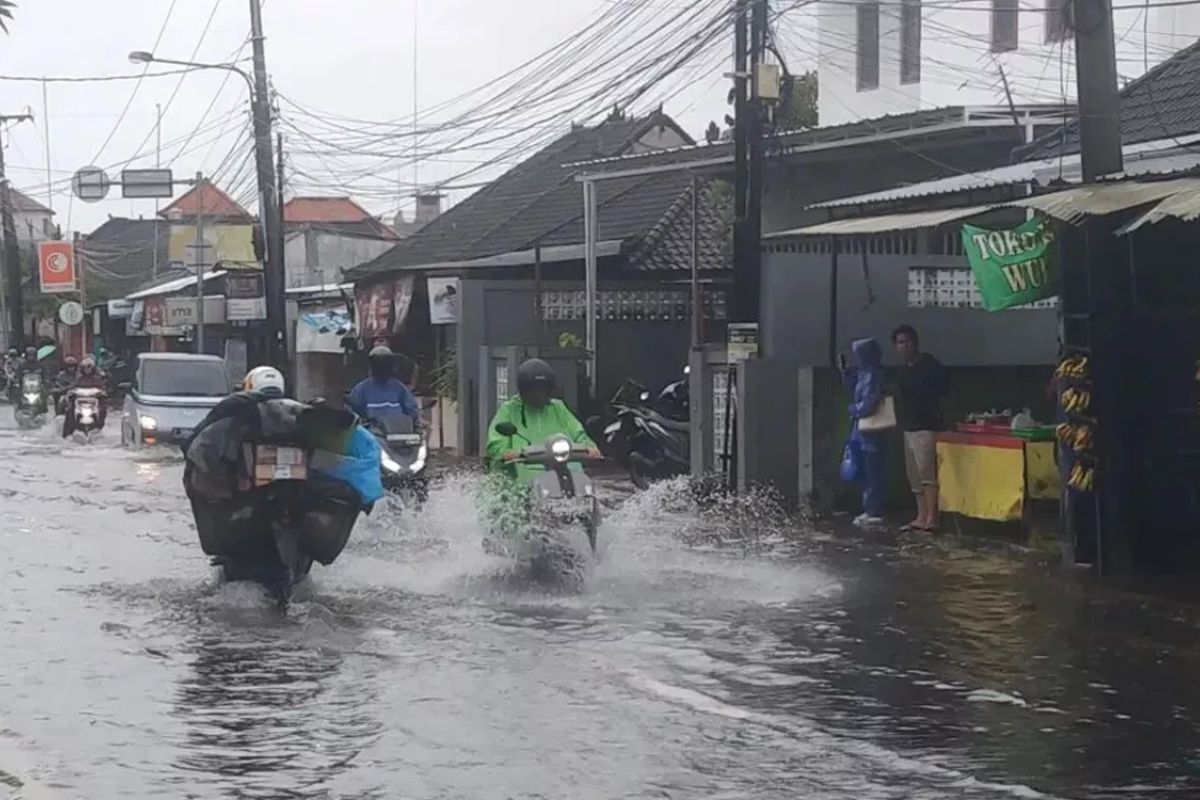 BMKG: Sebagian Wilayah Jakarta Diprediksi Hujan Selasa Sore