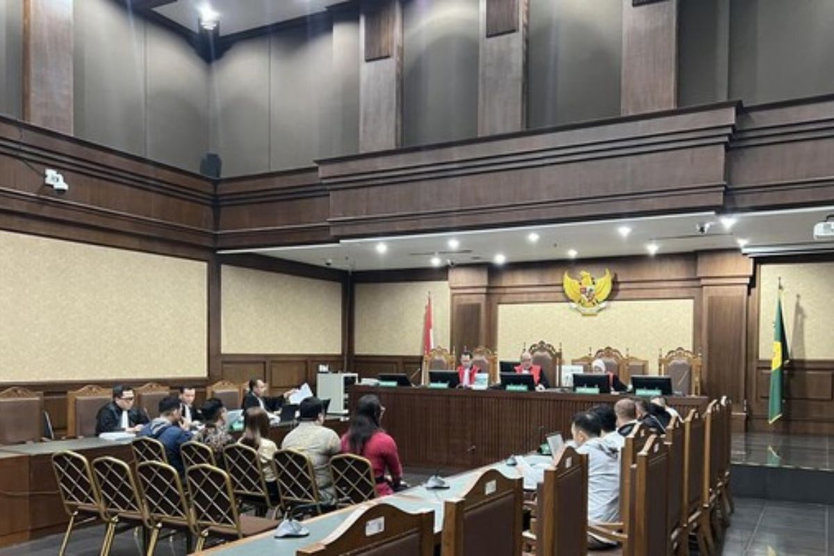 Kasus Bea Cukai: Amplop Suap Kode 1 Lewat Mantan Direktur