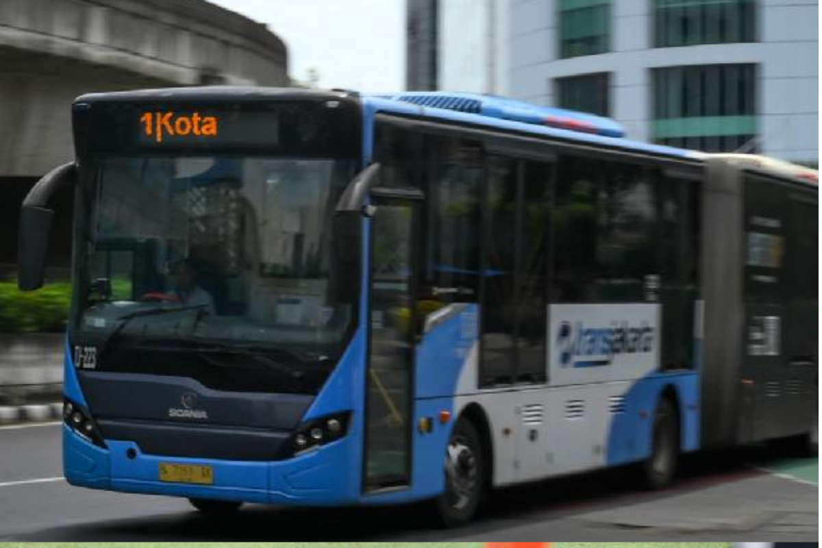 Tata Kota Warisan Belanda Hambat Warga Jakarta Naik Angkutan Umum
