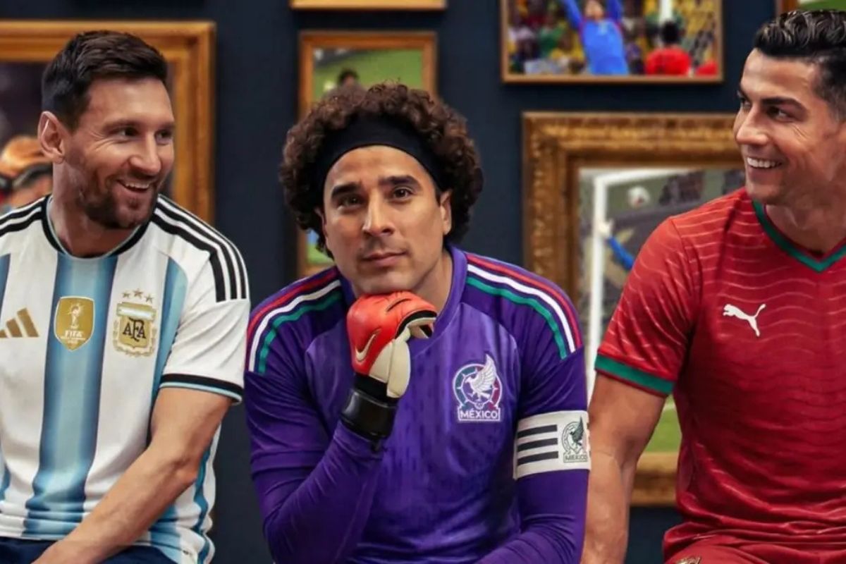 Ochoa Masuk Skuad Meksiko, Samai Rekor Ronaldo-Messi