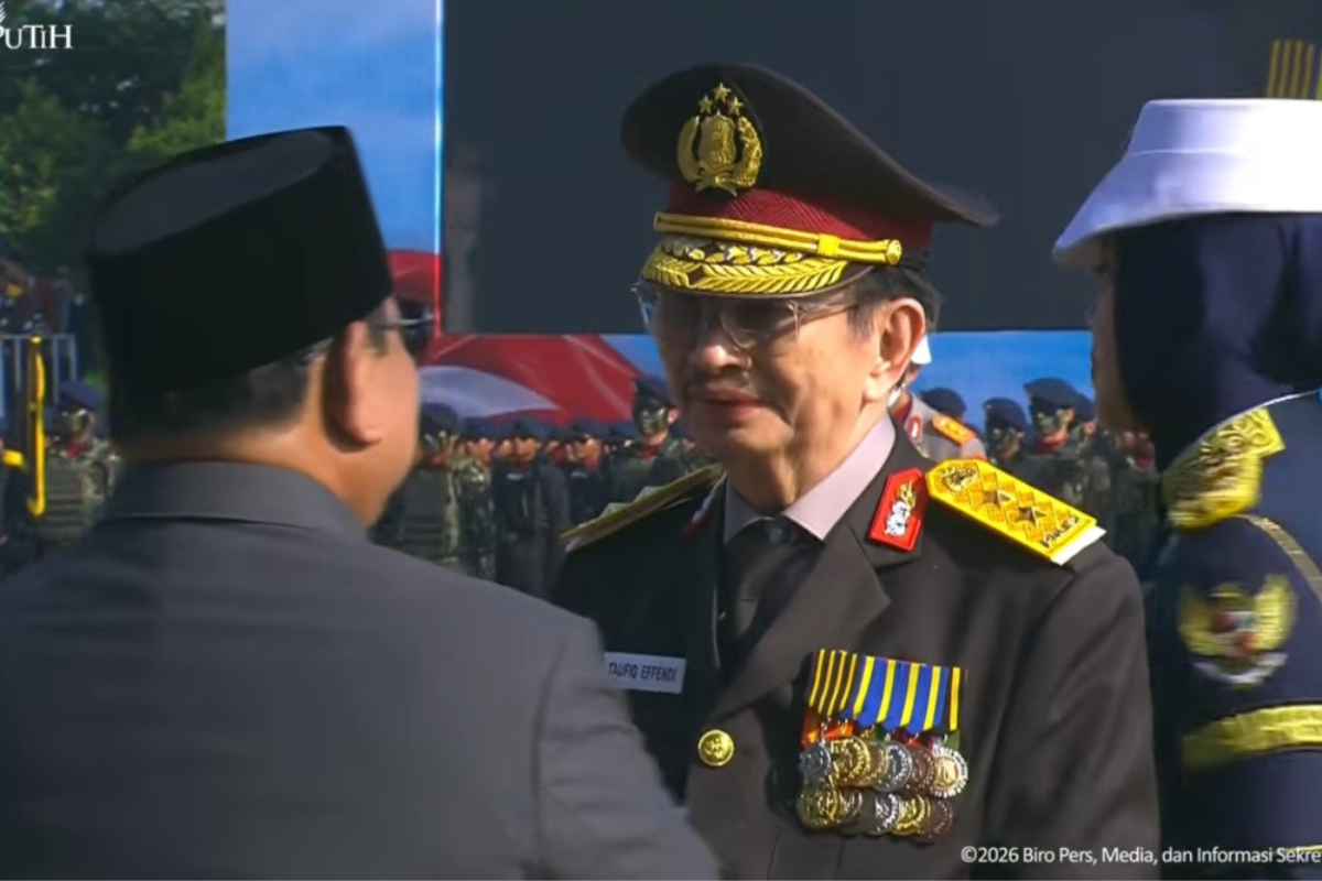 Tiga Purnawirawan Polri Terima Pangkat Kehormatan dari Presiden Prabowo