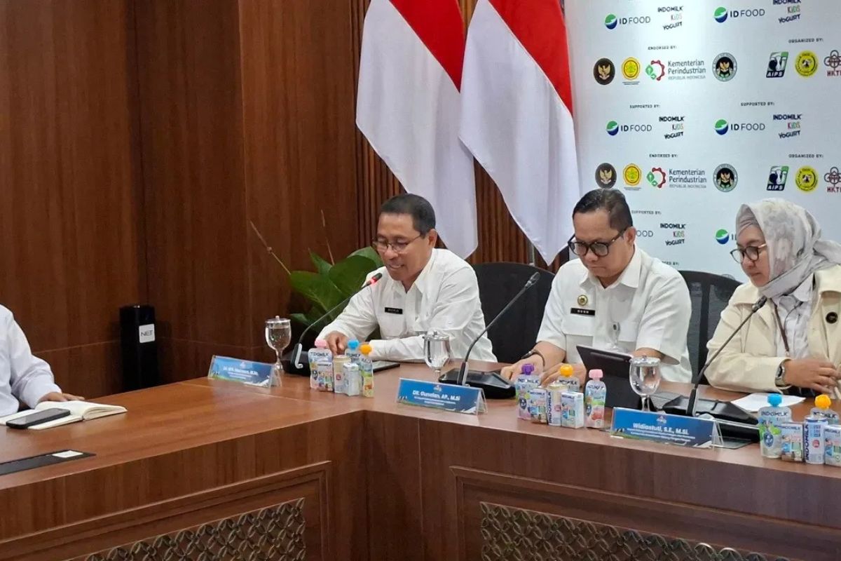Pemerintah Siapkan Strategi Genjot Konsumsi Susu Nasional 2026