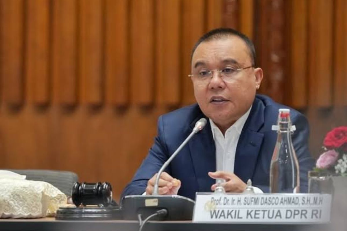 Kilas Politik: Persetujuan RUU Daerah Hingga Aturan LGBT