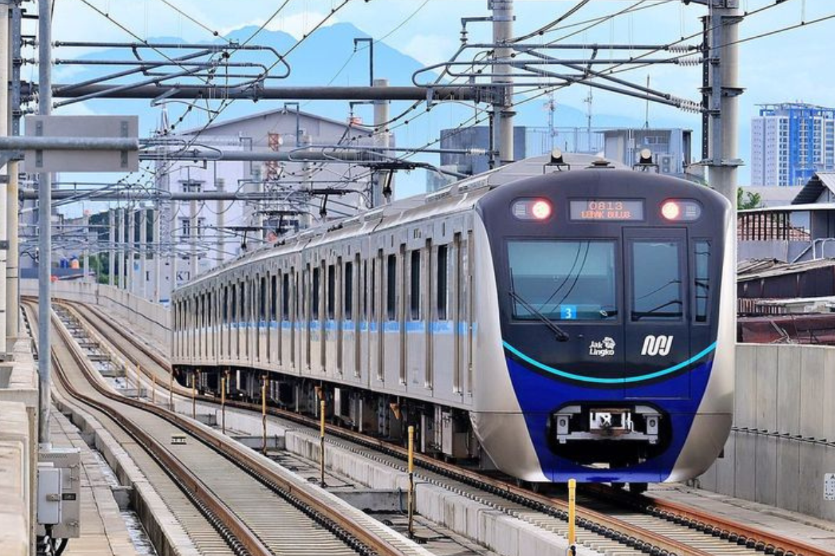 Sambut HUT Jakarta ke-499, Tarif Transjakarta-MRT-LRT Hanya Rp 1
