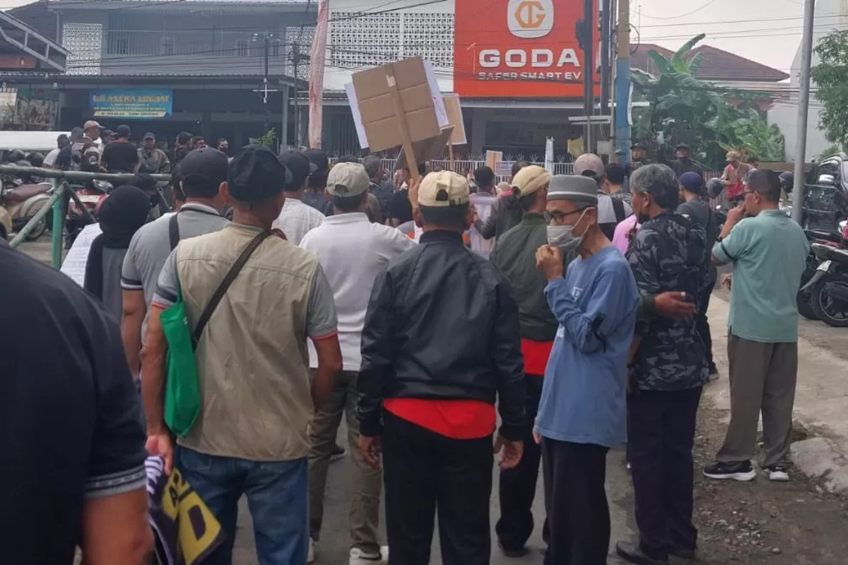 127 Pensiunan Tuntut Pembatalan Kredit Bermasalah Rp 26 Miliar