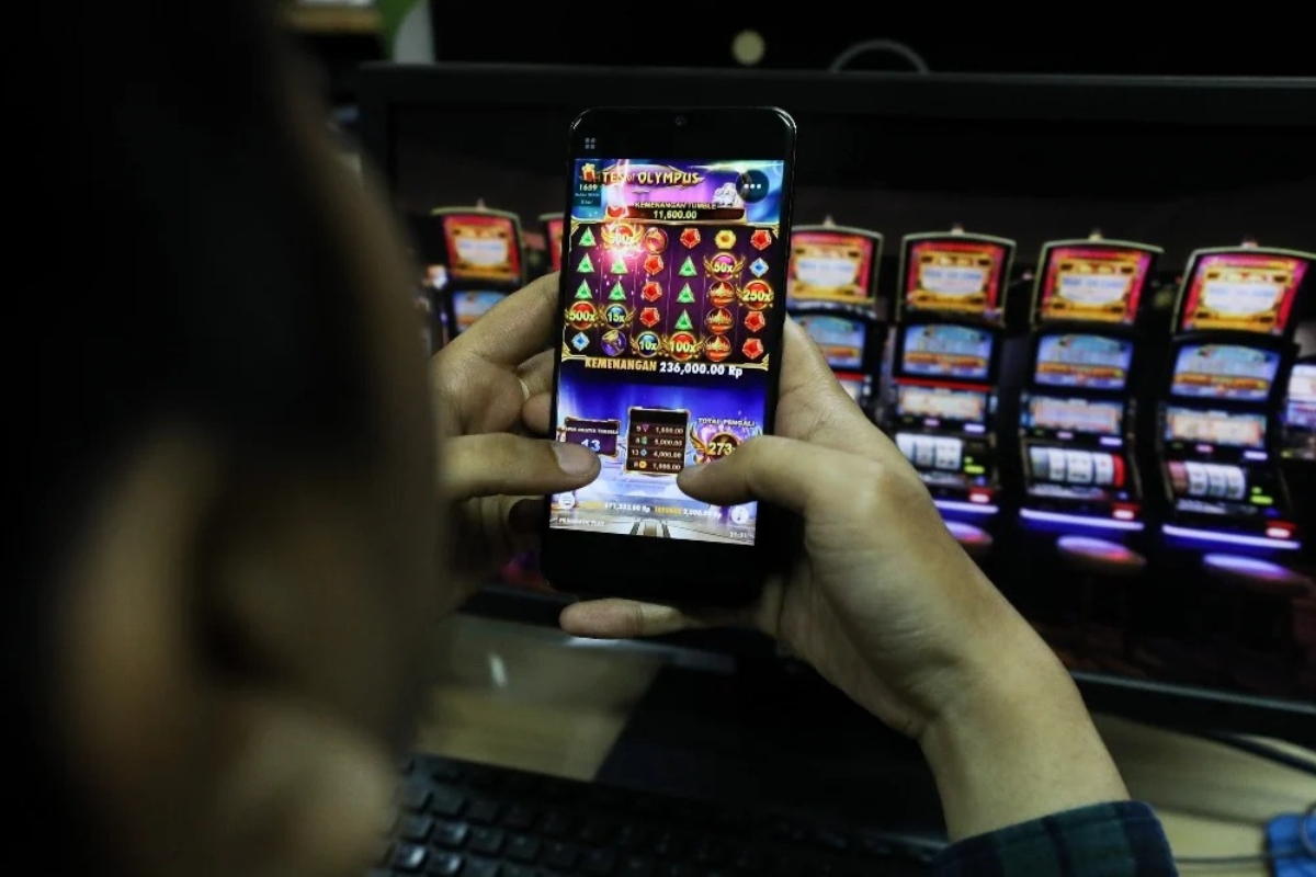 Kelola Judi Online dari Dua Vila di Bali, 35 WN India Didakwa