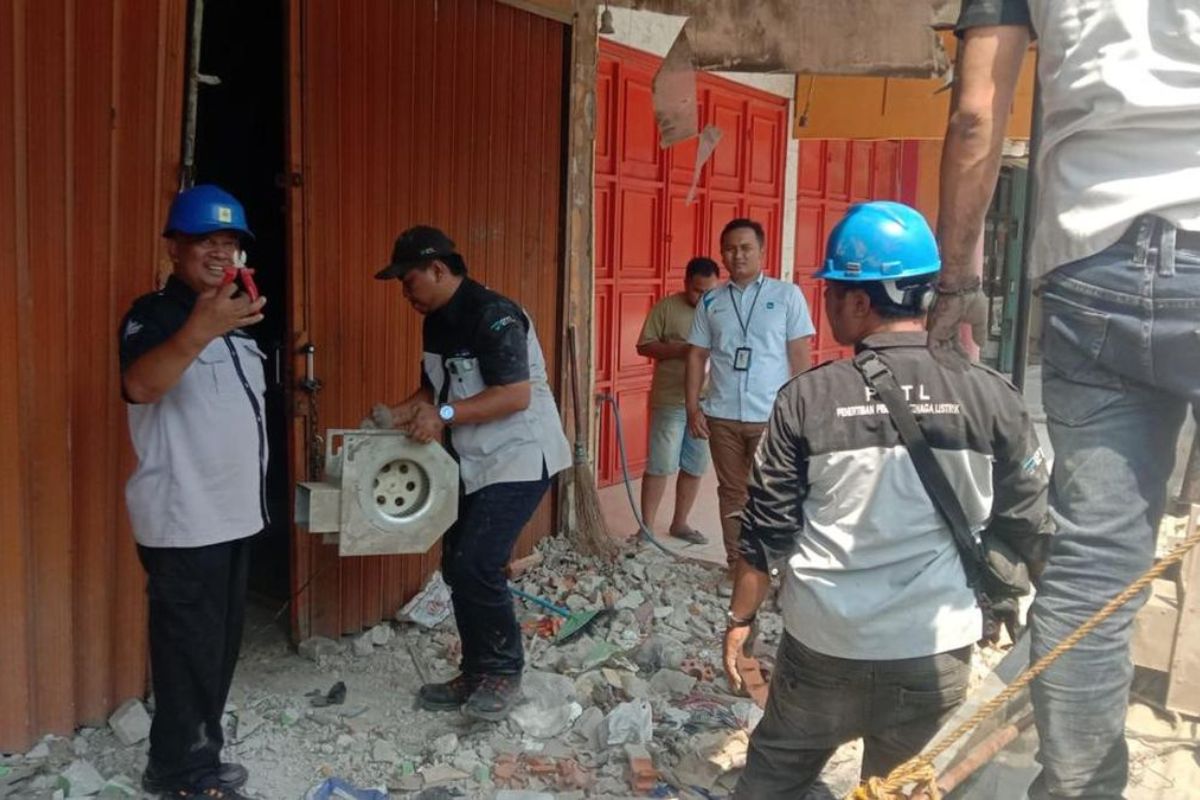 Ruko Tambang Bitcoin Ilegal di Bekasi Dibongkar karena Curi Listrik