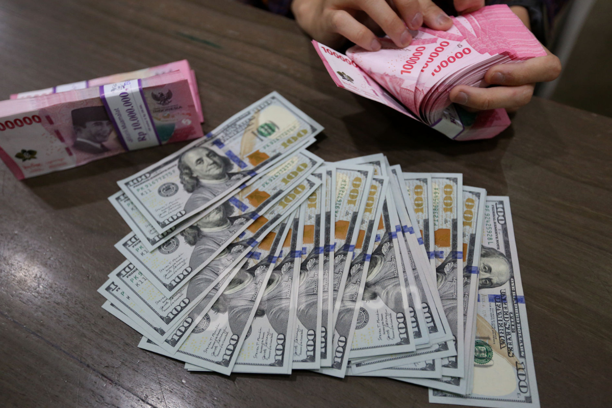 Kurs Rupiah Senin Pagi: Menguat 0,46 Persen ke Rp17.778