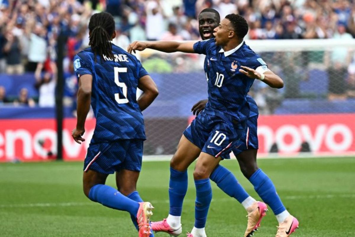 Mbappe Jadi Man of The Match Perancis Vs Irak, Kejar Gol Messi