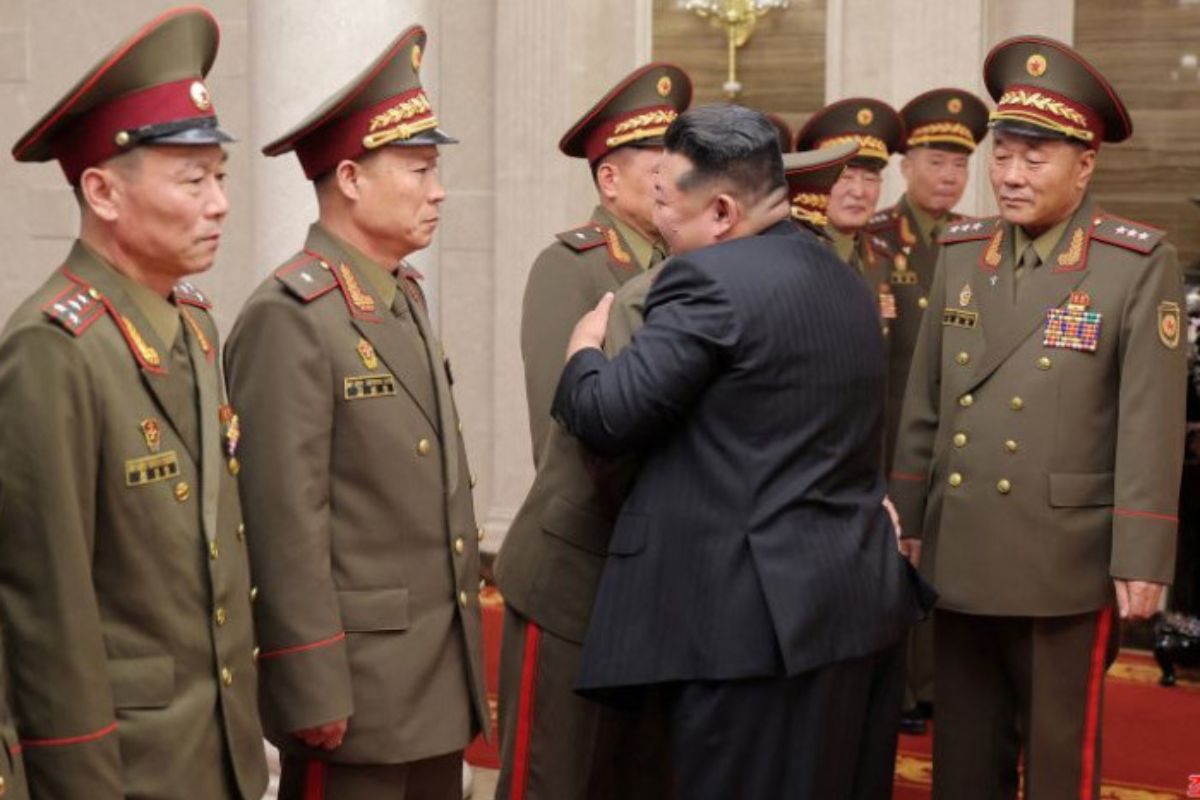 Kim Jong Un Minta Komandan Militer Siaga Hadapi Musuh Utama