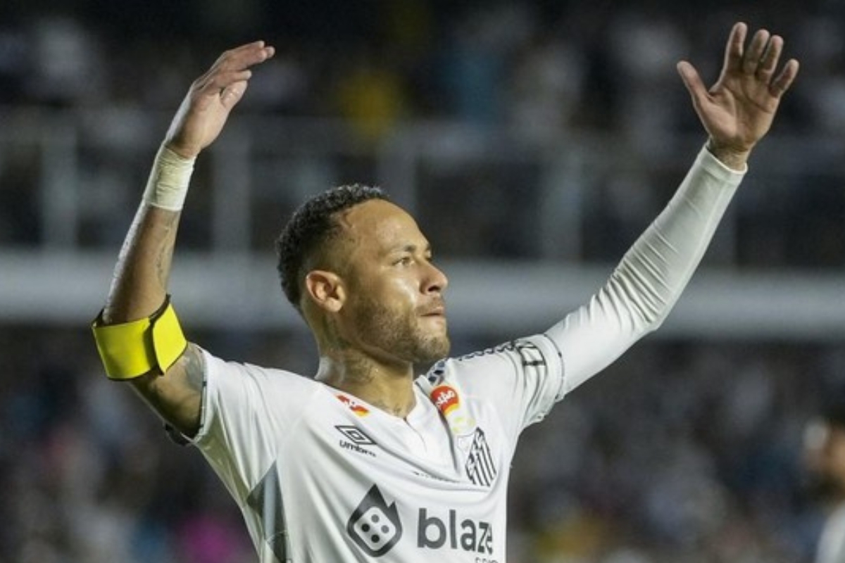 Neymar Alami Cedera Ringan, Tetap Masuk Skuad Brasil di Piala Dunia