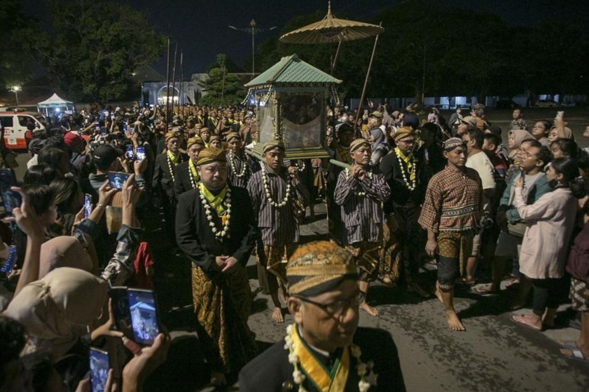 Jadwal Kirab Pusaka Malam 1 Suro 2026 di Pura Mangkunegaran