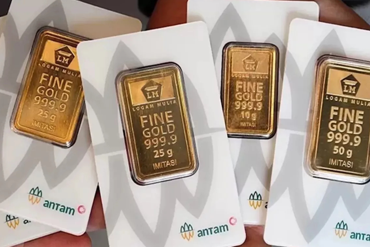 Harga Emas Antam Anjlok Rp30 Ribu Jadi Rp2,703 Juta per Gram