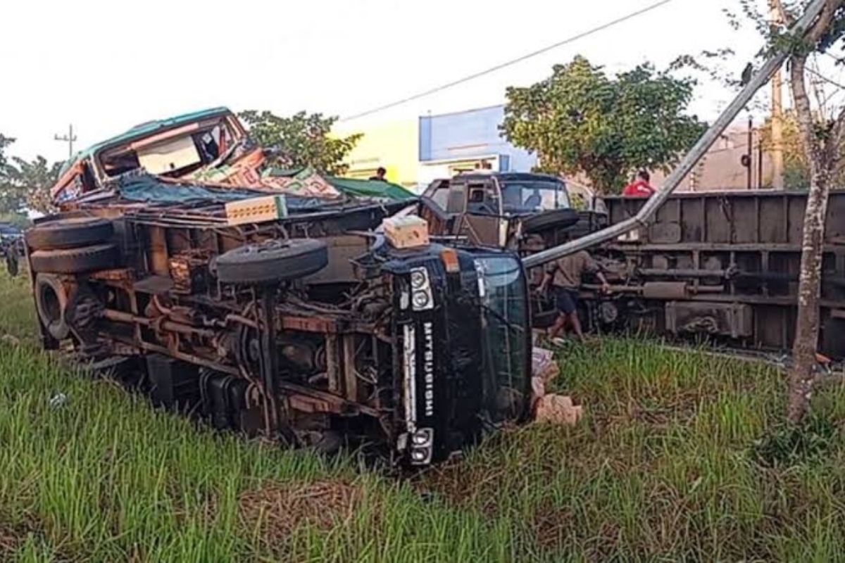 Kecelakaan Maut 5 Kendaraan di Akses Suramadu Picu Macet Parah