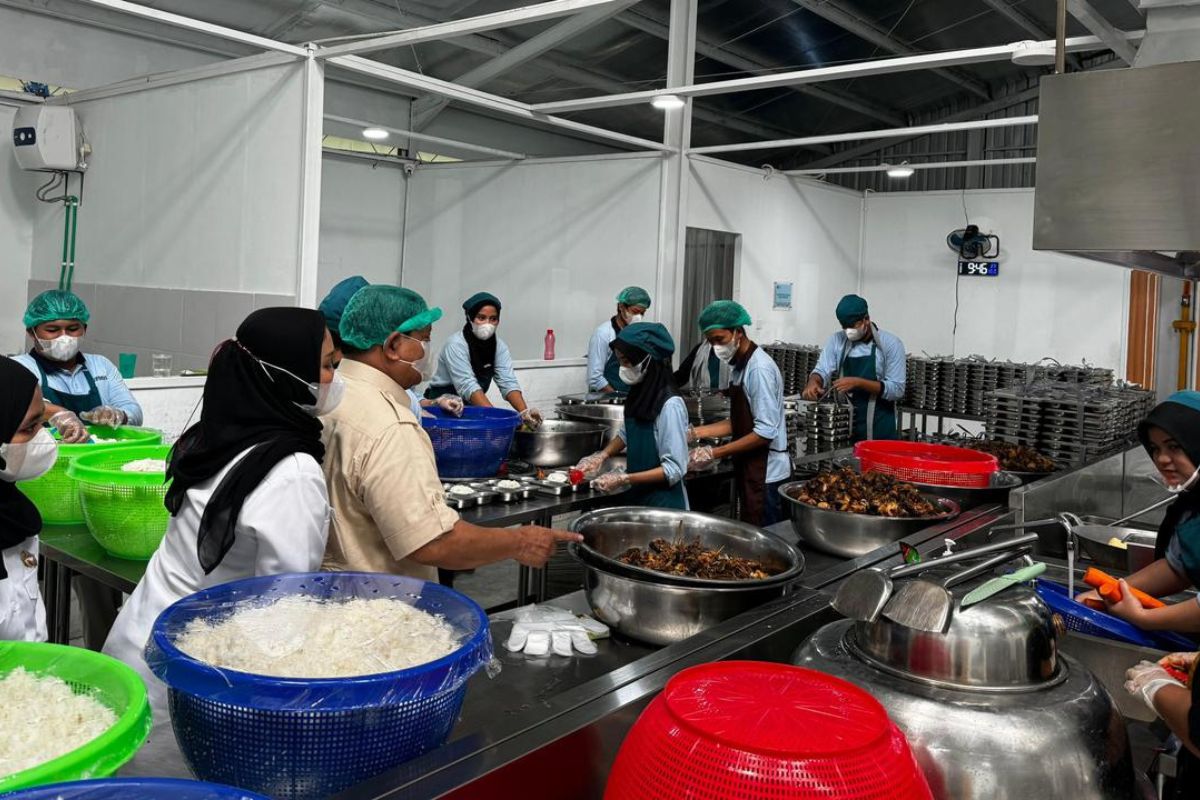Imbas Aturan BGN, Ratusan Dapur SPPG di Jawa Timur Terkena Suspend