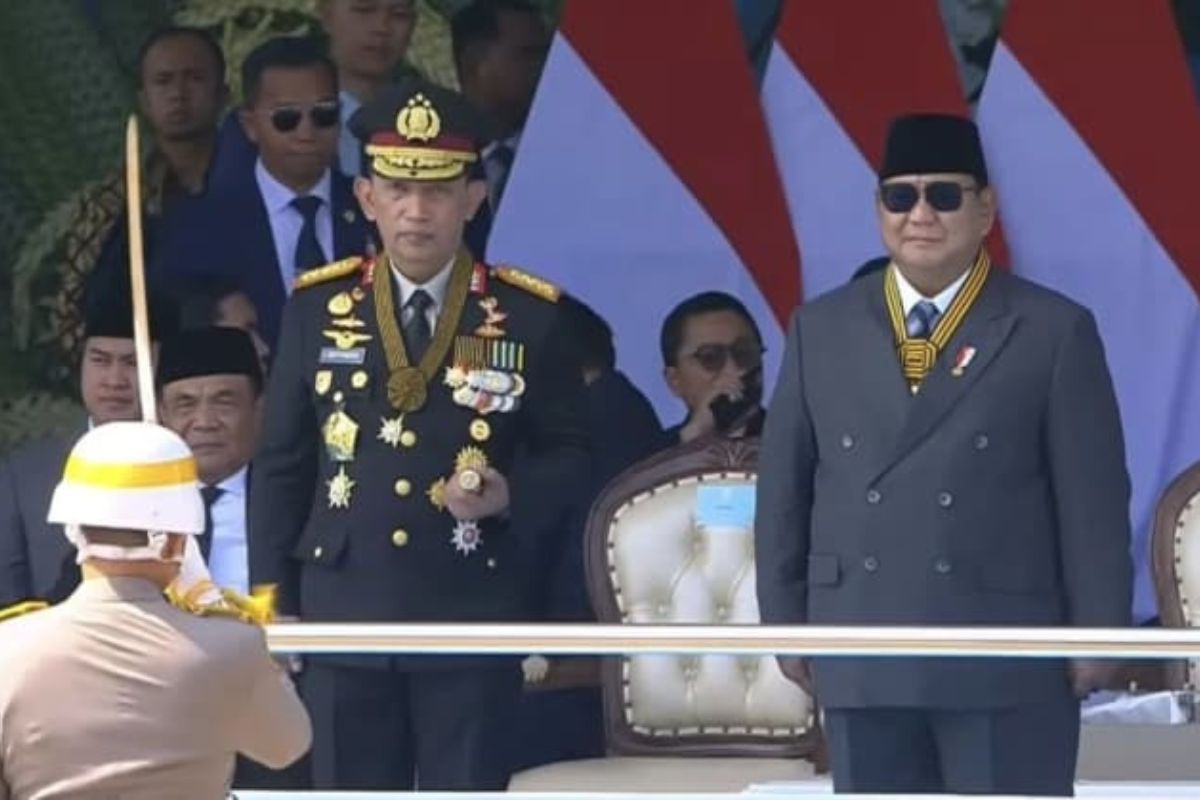 Prabowo-Gibran Pimpin Upacara Hari Bhayangkara ke-80 di Cikeas
