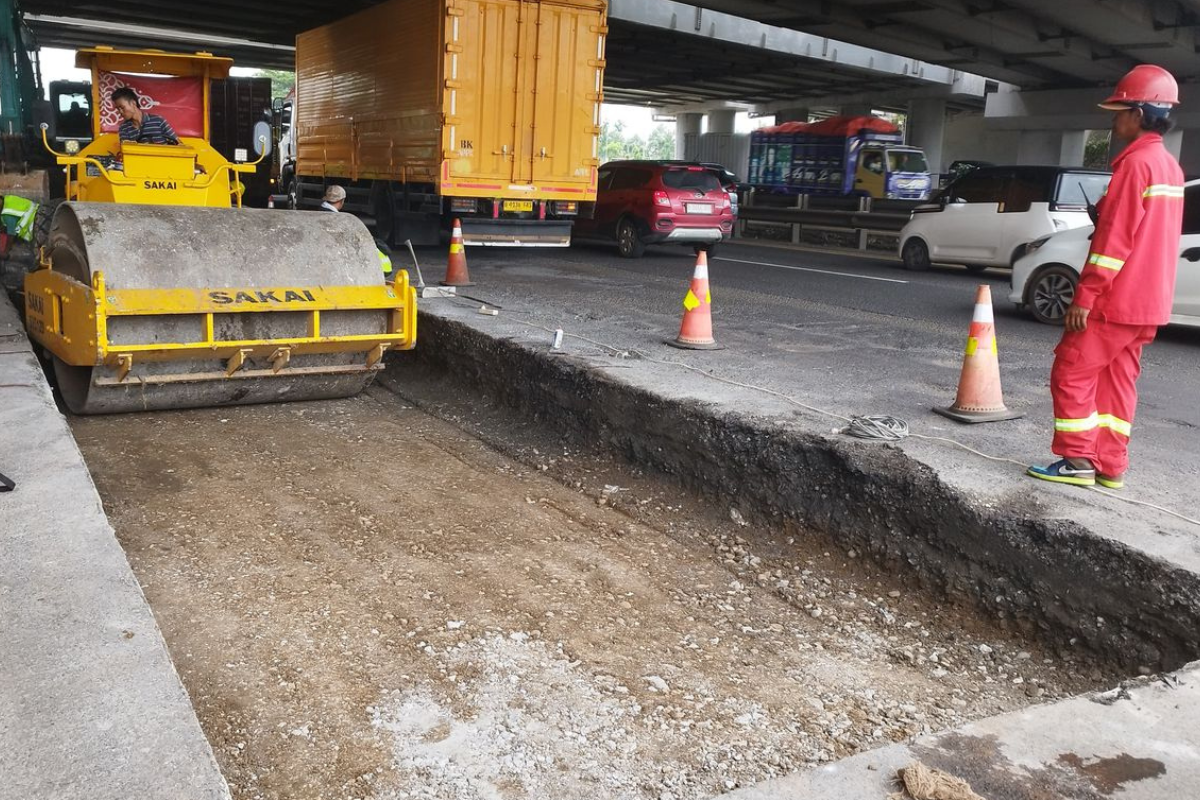 Pengendara Diimbau Hati-Hati, Ada Perbaikan Ruas Tol Jakarta