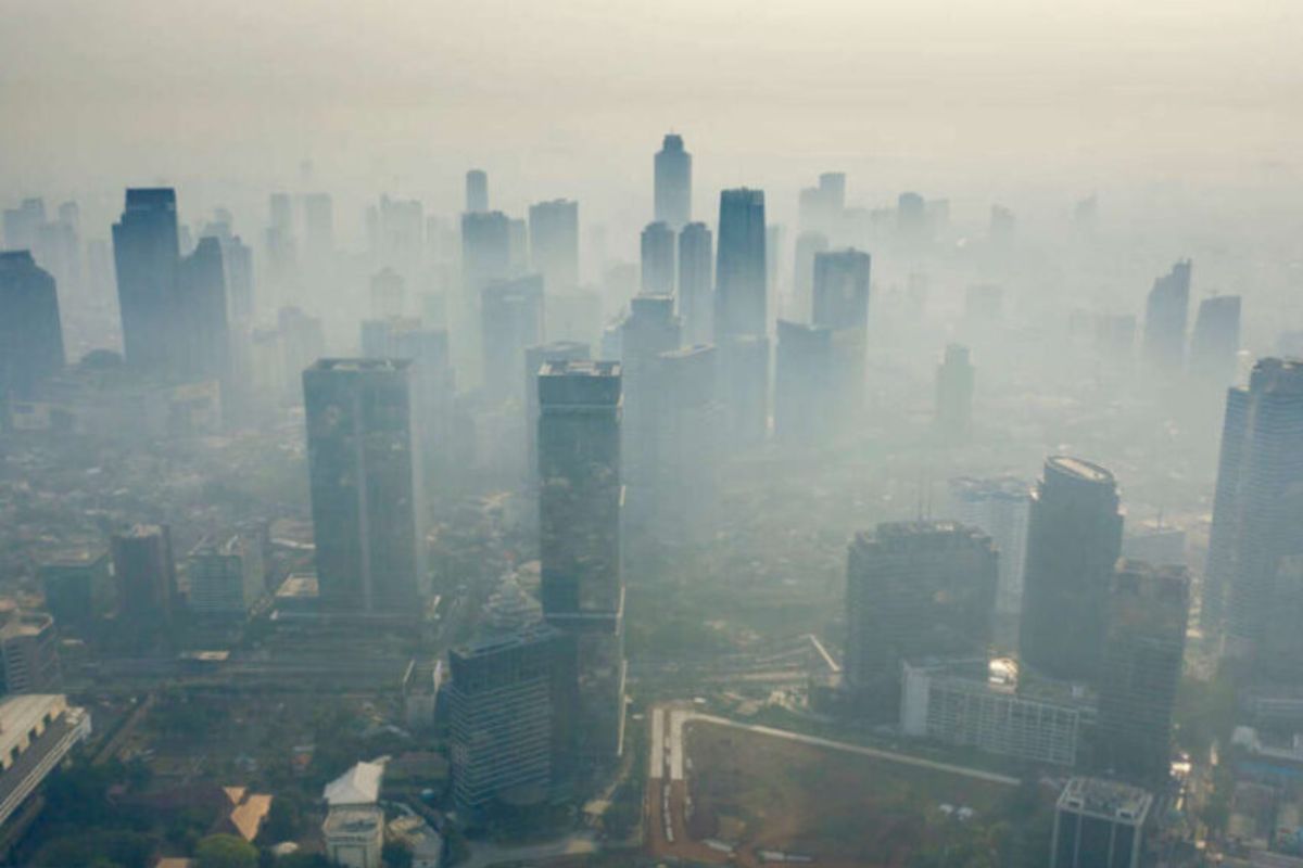 Kualitas Udara Jakarta Terburuk Dunia, Warga Diimbau Bermasker