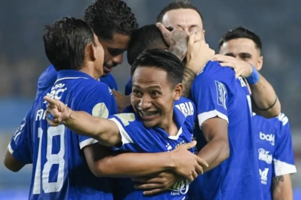 Persib Tekuk Persija 2-1, Makin Kokoh di Puncak Super League