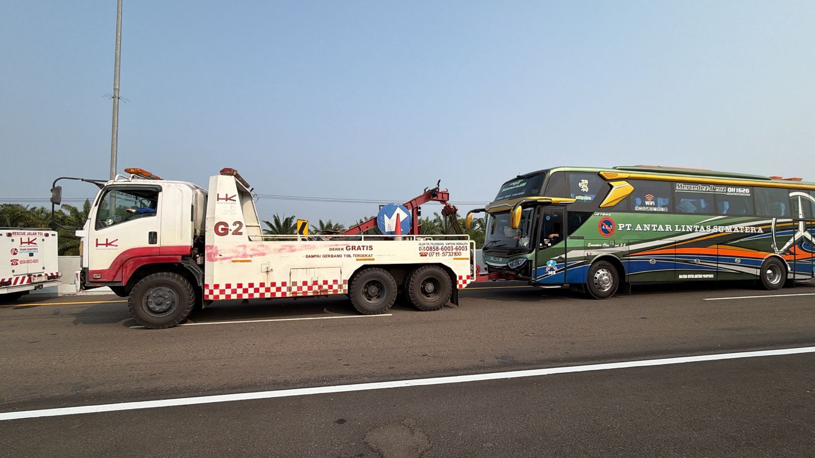 Kecelakaan di Tol Palindra Ditangani, Lalu Lintas Tetap Berjalan