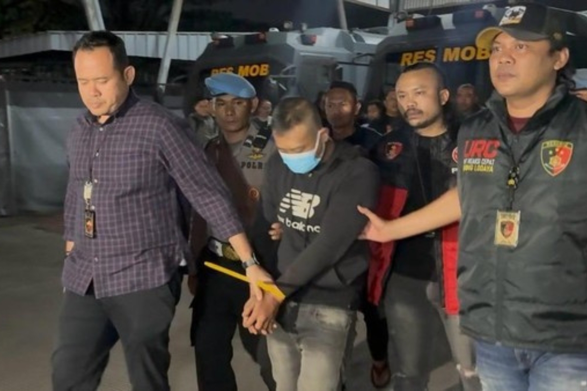 Pelarian Berakhir, Polisi Tangkap Buron Penganiaya Pacar di Bandung