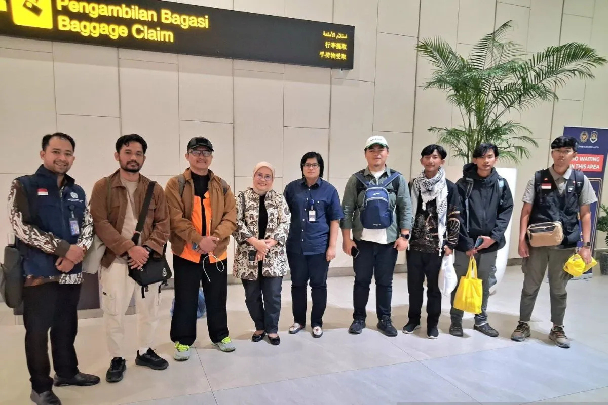 Kemlu Fasilitasi Kepulangan 6 Relawan WNI Global Sumud Land Convoy