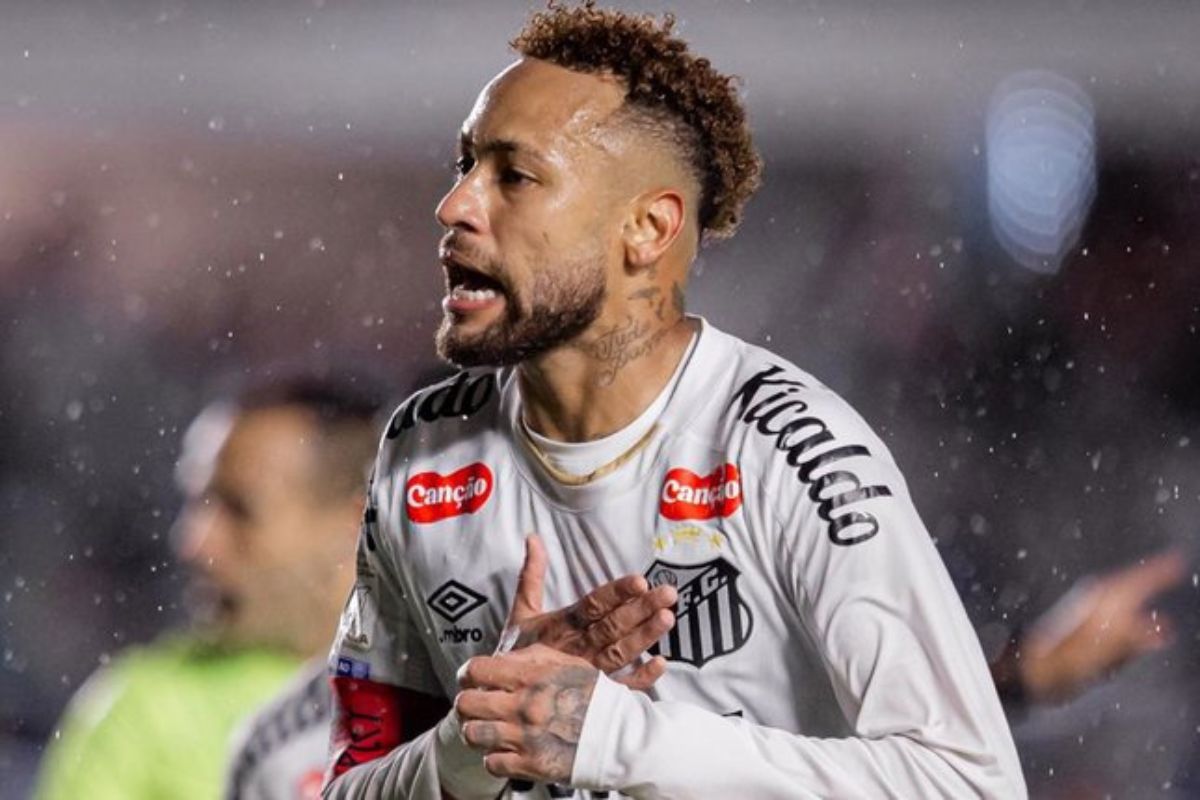 Santos Yakinkan Kondisi Neymar Bugar Jelang Piala Dunia 2026