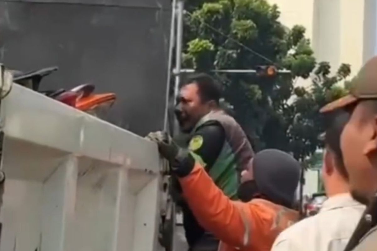 Dishub Jaktim dan Ojol Sepakat Damai Usai Motor Diangkut