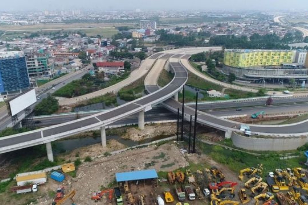 Arus Tol Jakarta Ramai Lancar, Sejumlah Titik Mengalami Kepadatan