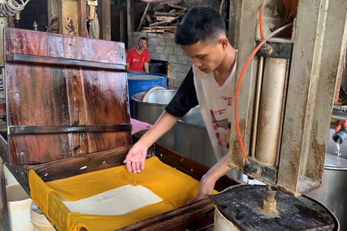 Harga Kedelai Naik, Perajin Tahu Kulon Progo Perkecil Ukuran Produk