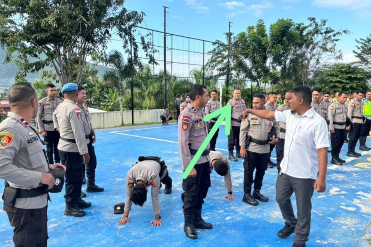 Aipda Jelo Masih Ikut Apel Pagi Usai Dipecat Kasus Mafia BBM