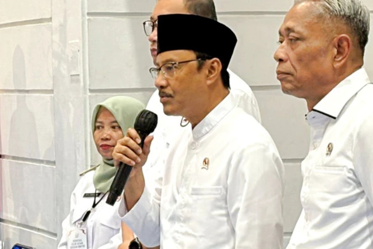 Mensos Sambut Calon Siswa Baru Sekolah Rakyat di Pekanbaru