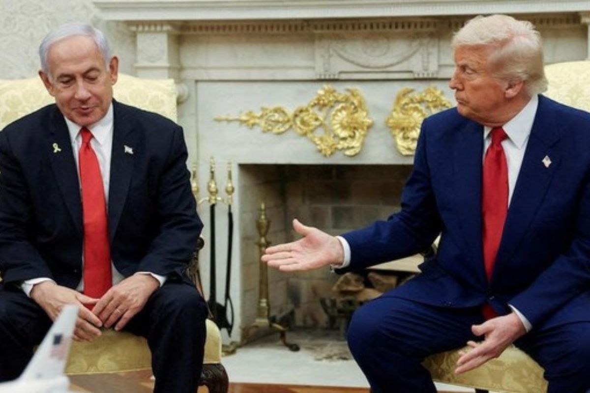 Trump Murka ke Netanyahu, Sebut PM Israel Melampaui Batas di Lebanon