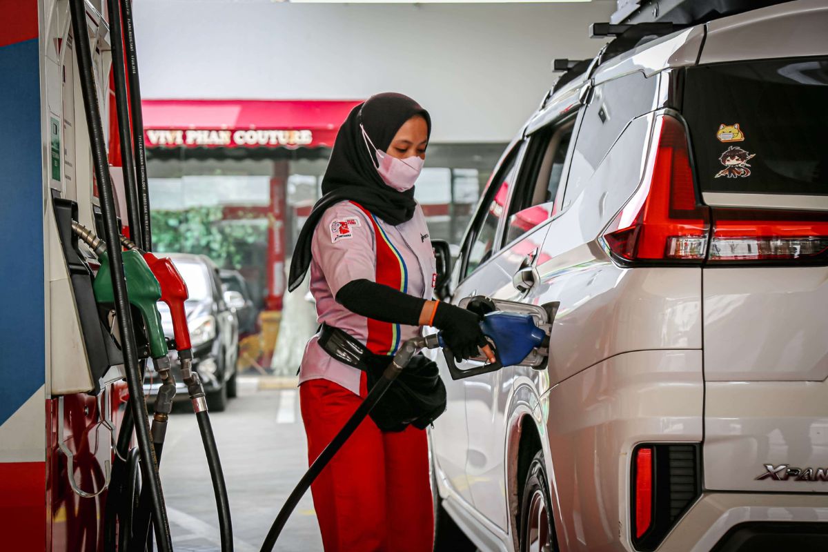 Pengamat: Kenaikan Harga BBM Nonsubsidi untuk Jaga Kurs Rupiah