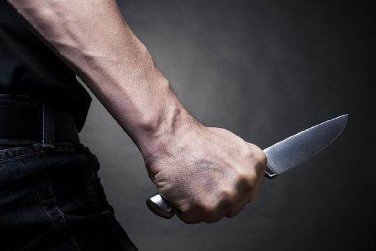 Tragis! Saat Nikahan Anak Kandung Lansia Nekat Tusuk Mantan Istri 