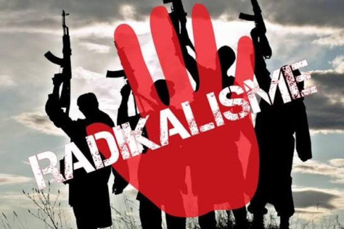 Merawat Nalar Anak dari Paparan Ideologi Radikal di Medsos