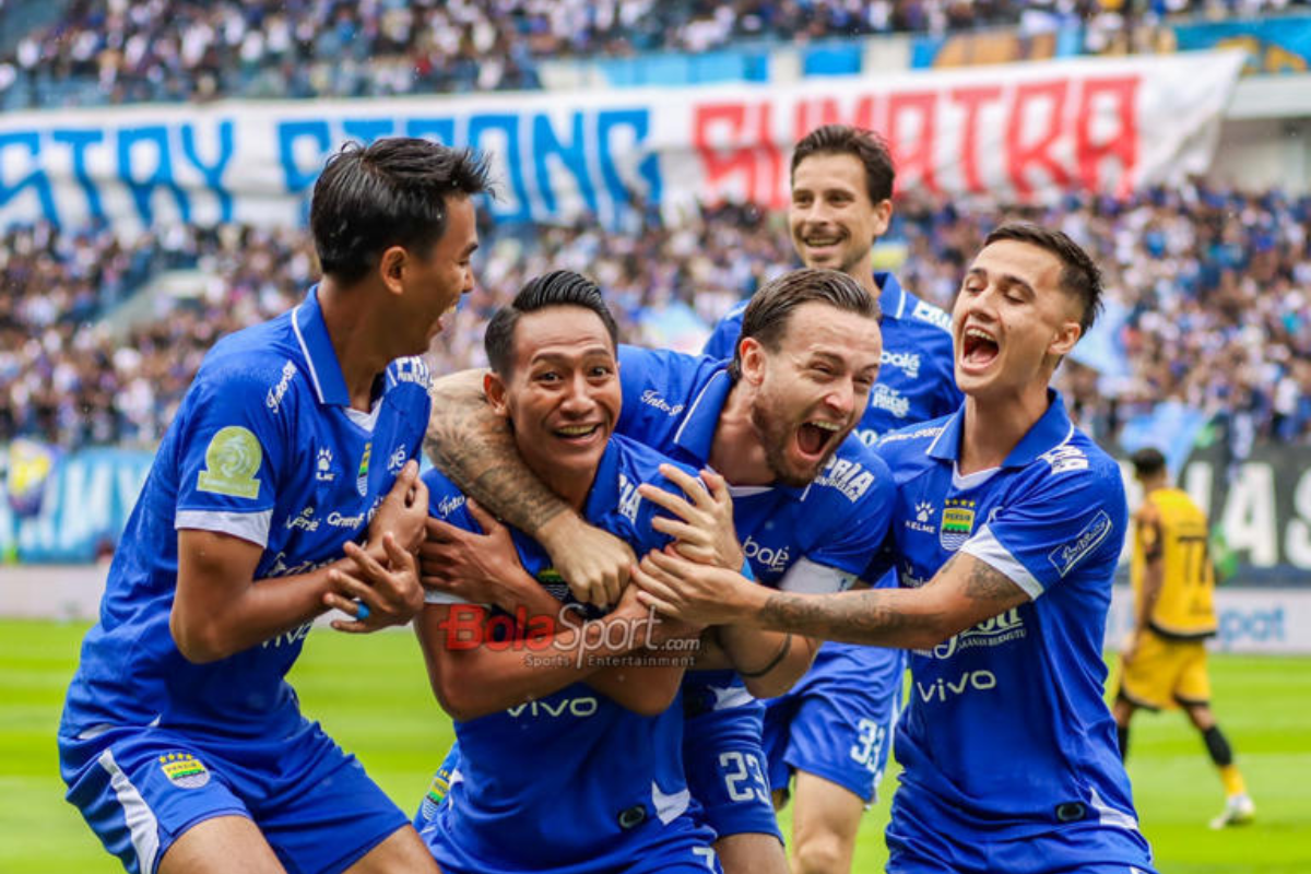Persib Bandung di Ambang Juara Super League, Ini Skenarionya