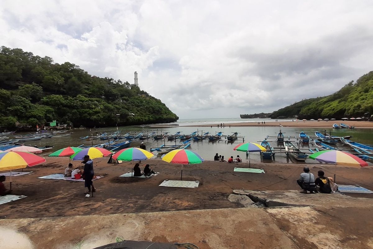 Pantai Baron Gunungkidul Resmi Terapkan Retribusi Non-Tunai 100 Persen