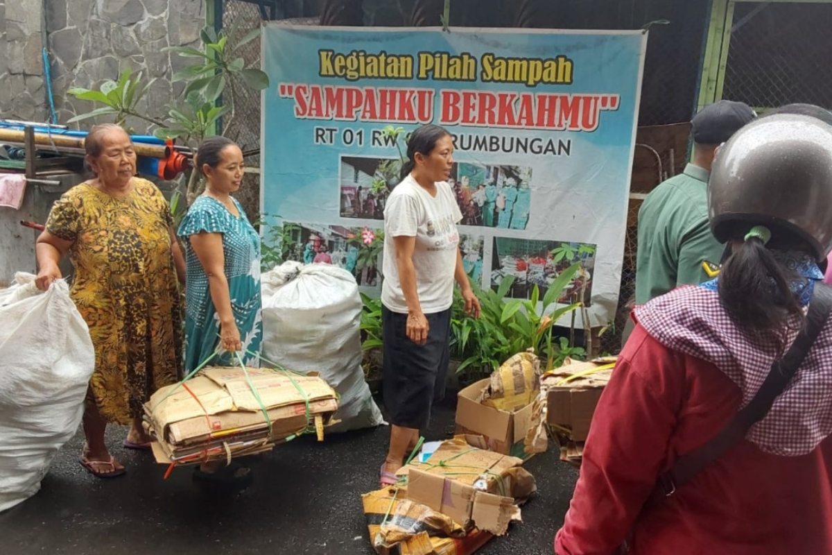 Hasilkan Rp 1,99 M, Ratusan Bank Sampah Aktif di Semarang