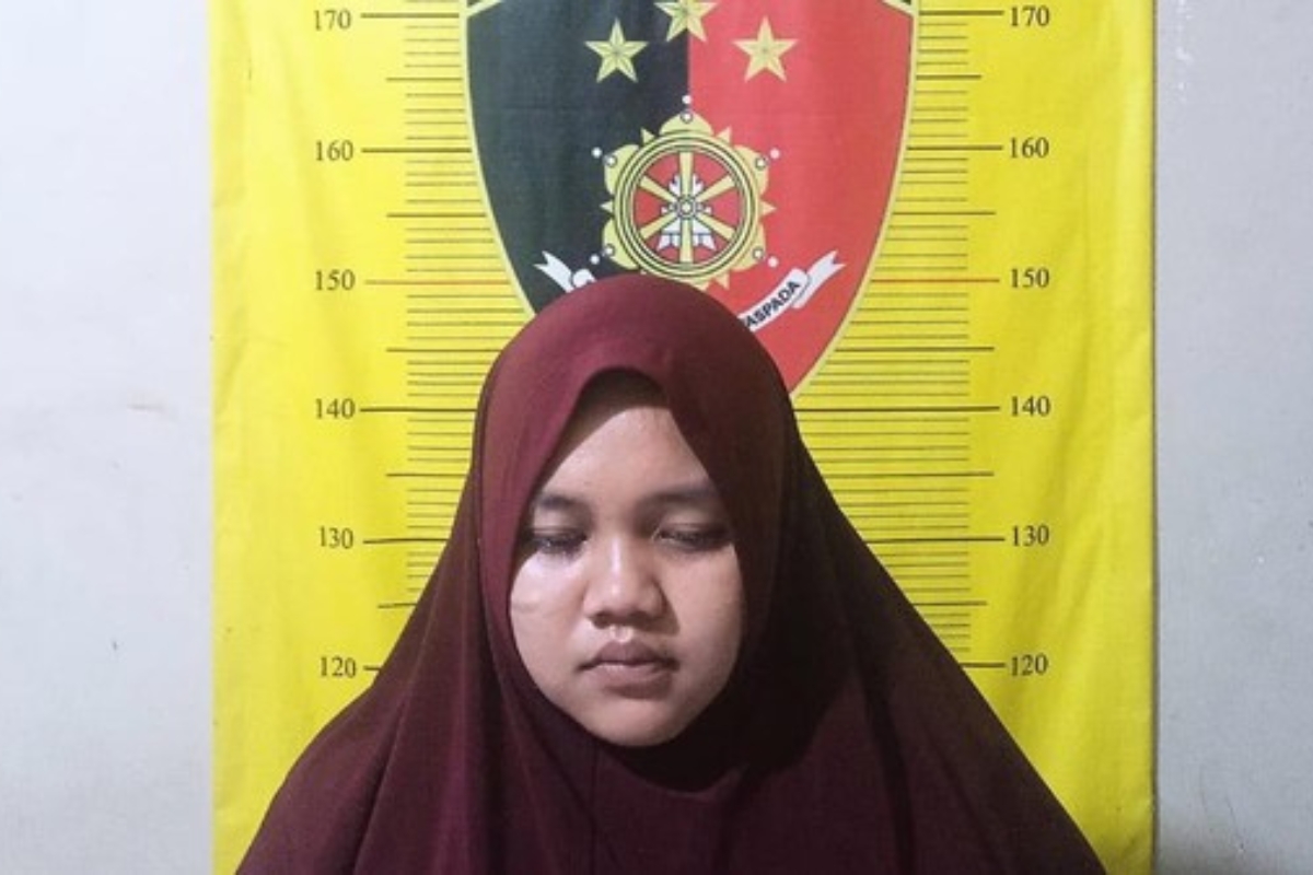 Polisi Tangkap Wanita yang Jual Emas Palsu di 20 Toko Tangsel